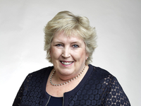 Distinguished Professor Margaret Brimble headshot