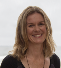 Dr Yvonne Anderson headshot