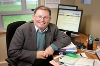 Professor John Everatt headshot