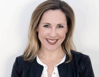 Associate Professor Sarah Hetrick headshot